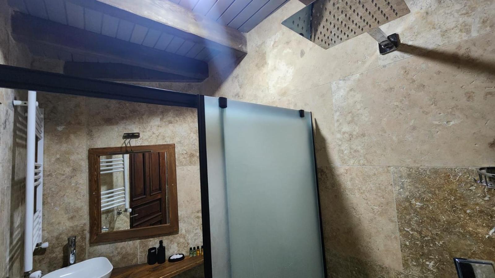 Yildiz Hotel 어굽 외부 사진