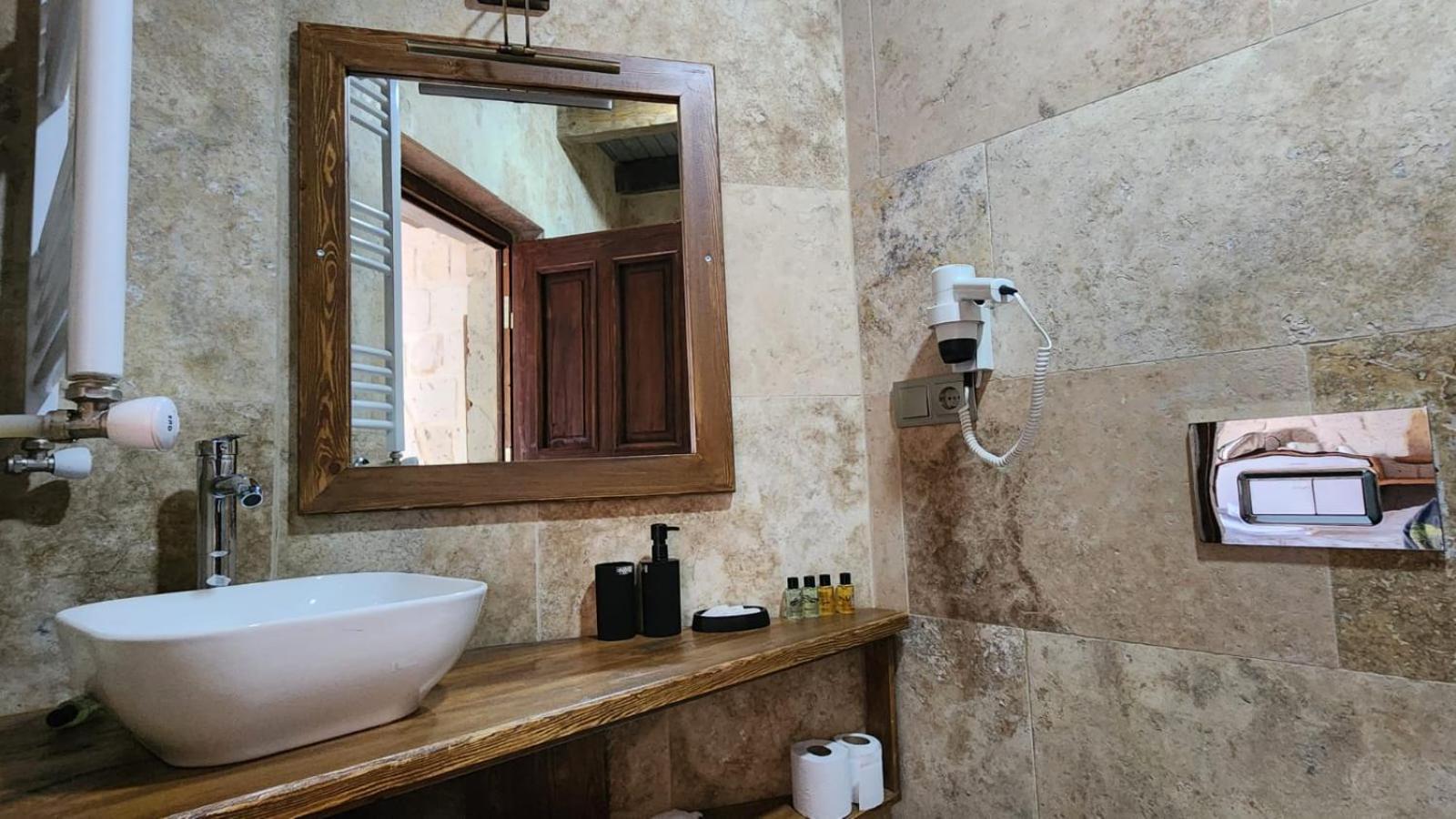 Yildiz Hotel 어굽 외부 사진