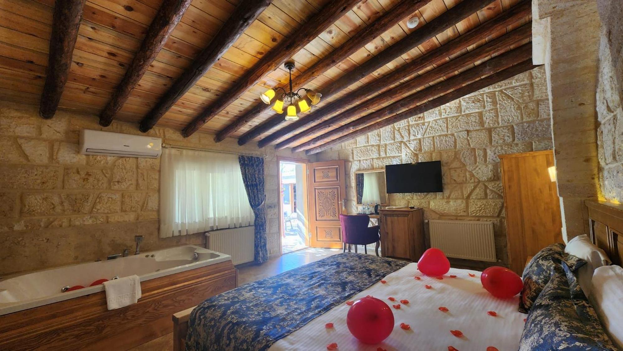 Yildiz Hotel 어굽 외부 사진